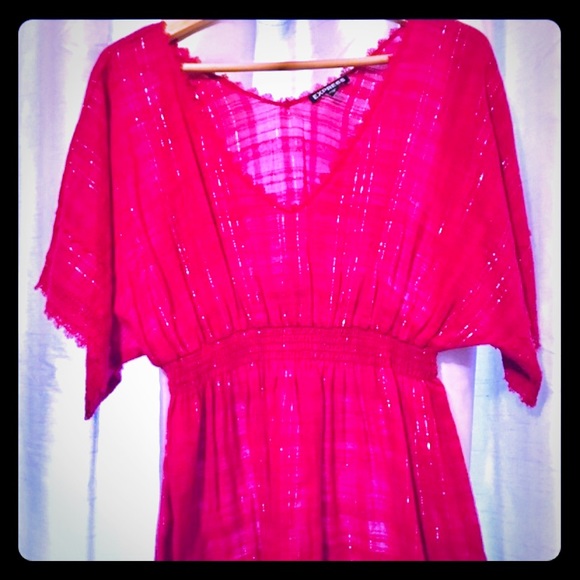 Express Womens fuchsia top 2/$15 - Picture 3 of 5